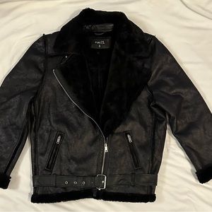 Faux Fur Collar & Sheepskin Jacket with faux leather Belt, Sz XL women